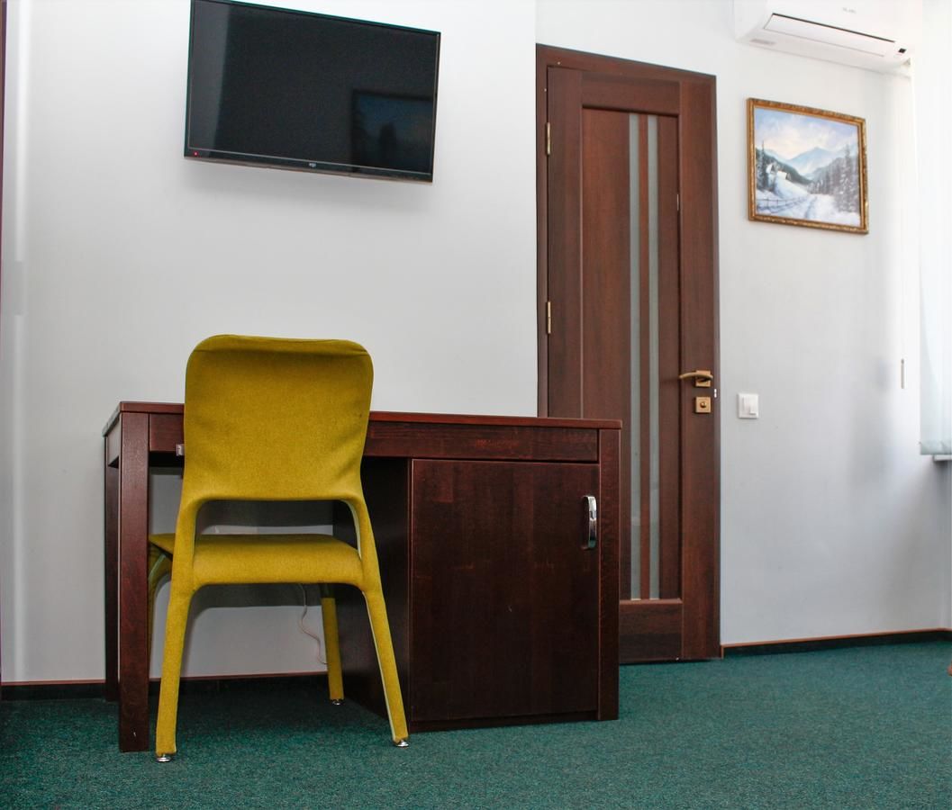 Отель City Club European Черновцы-30