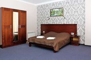 Отель City Club European Черновцы Люкс-1