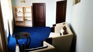 Отель City Club European Черновцы Люкс с 1 спальней и балконом-4
