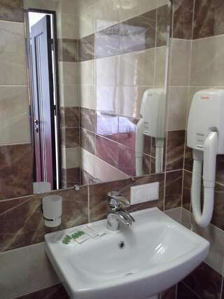 Отель City Club European Черновцы Люкс-5