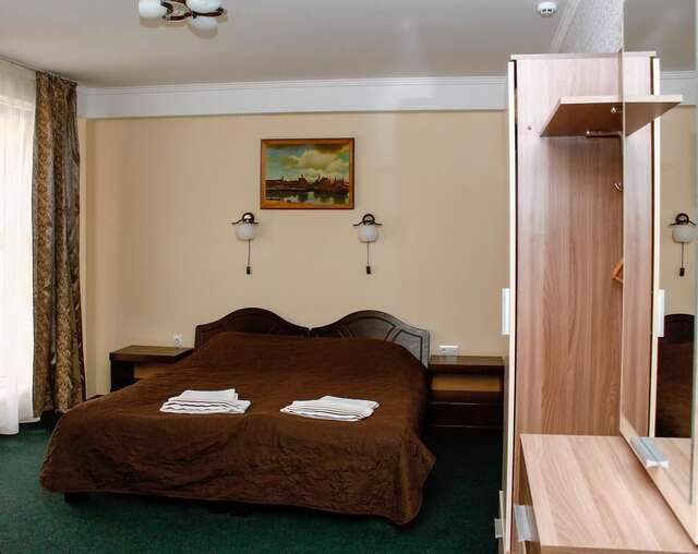 Отель City Club European Черновцы-31