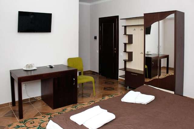 Отель City Club European Черновцы-55