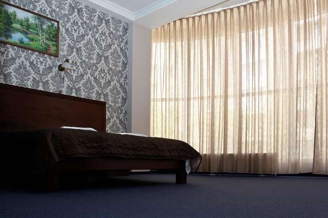 Отель City Club European Черновцы-8