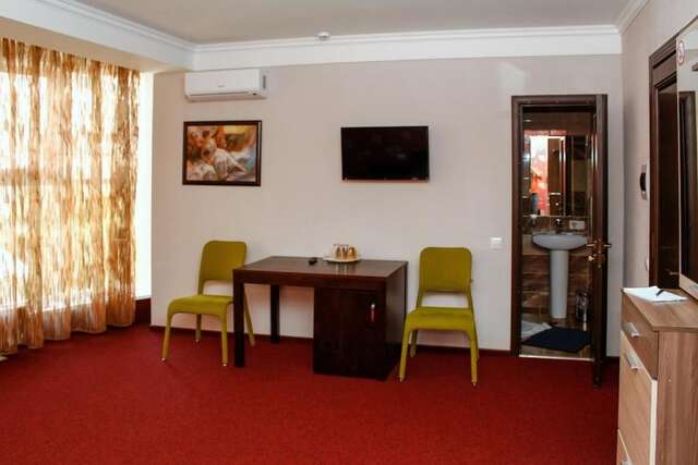Отель City Club European Черновцы-63
